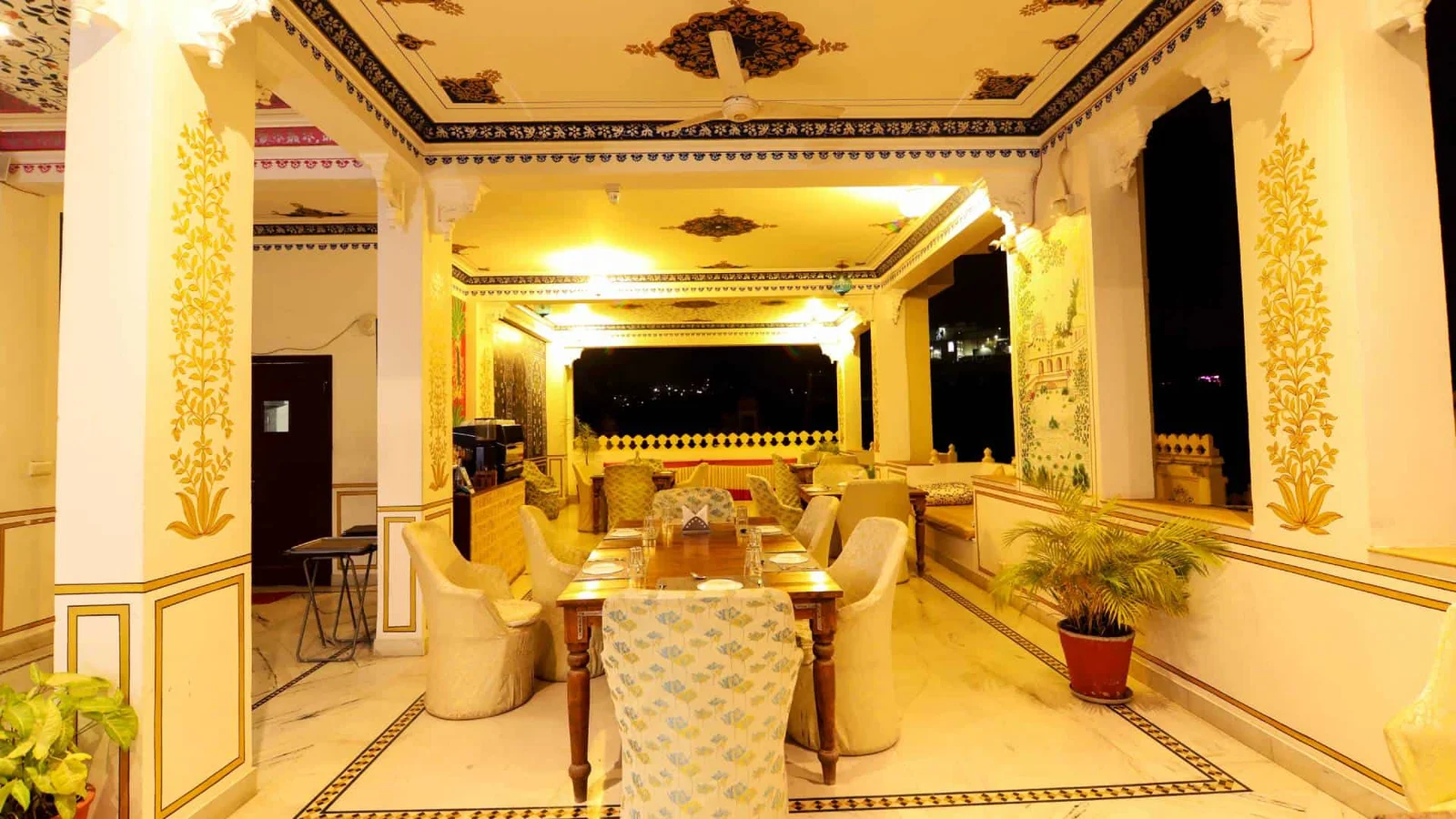 Heritage Hotel Near Lake Pichola